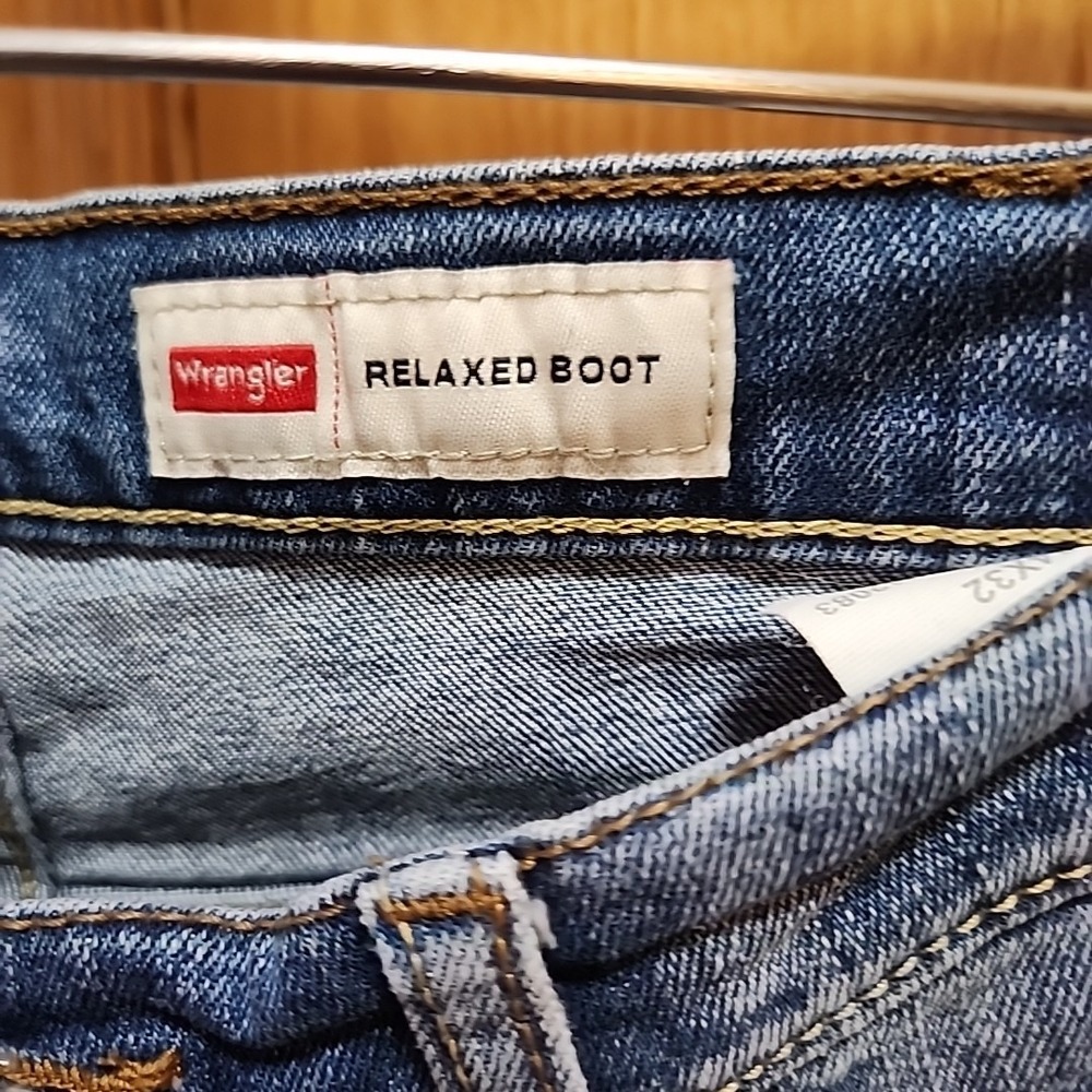Wrangler Jeans Premium Quality Men Relaxed Boot 34×32 Blue Denim - Picture 3 of 10